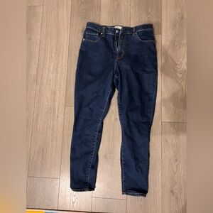 Abercrombie The Super Skinny Ankle
High Rise